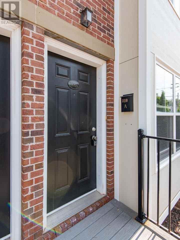 320 Queen St #A - Photo 2 of 21