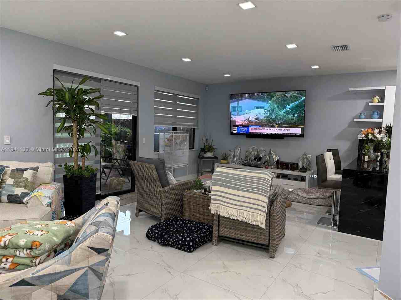 11300 Sw 236th Ln - Photo 6 of 8