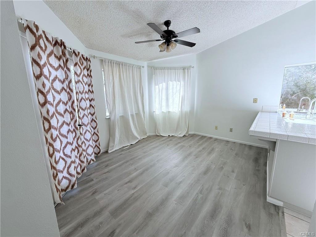 39330 Gainsborough Dr - Photo 4 of 8