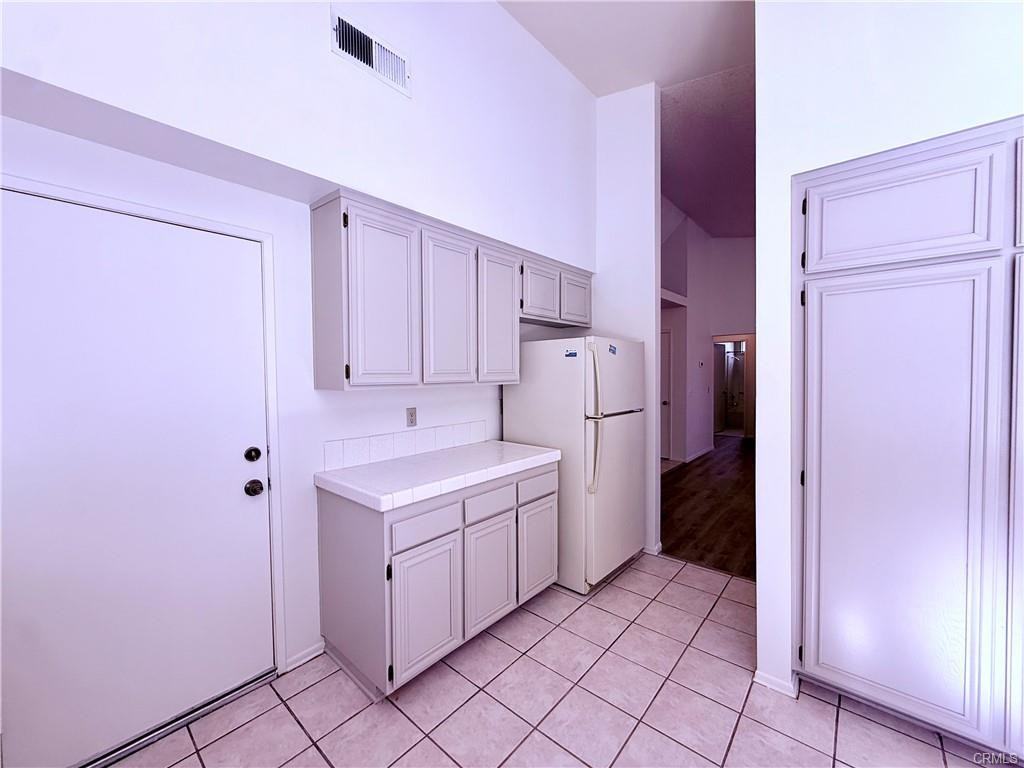 39330 Gainsborough Dr - Photo 5 of 8