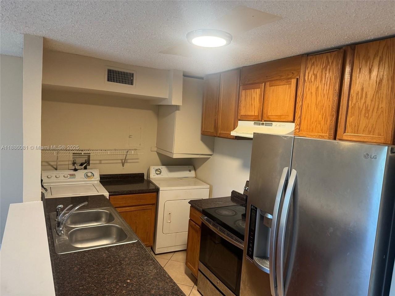 4519 Treehouse Ln #G - Photo 6 of 14