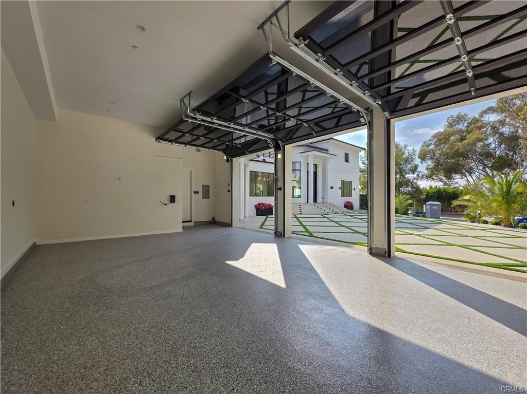 10511 Mary Bell Avenue - Photo 7 of 8