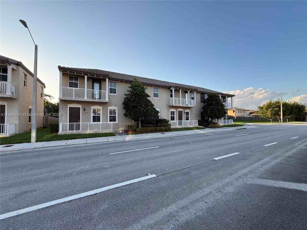 24340 Sw 117th Ave #NONE - Photo 4 of 24