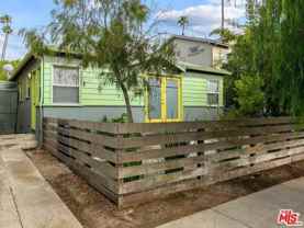 906 Venezia Ave - Photo 1 of 1