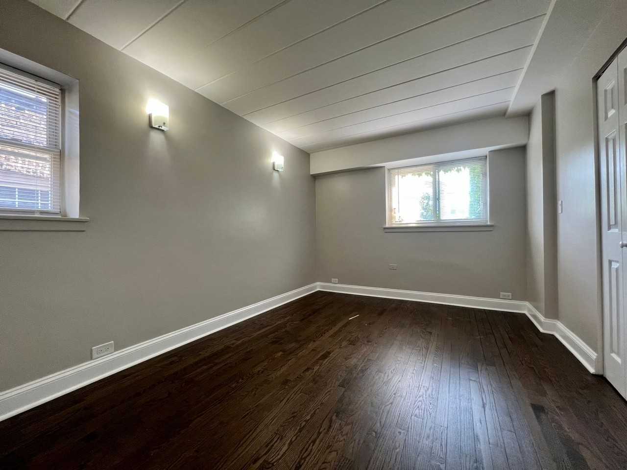 6021 N Fairfield Ave #2E - Photo 7 of 8