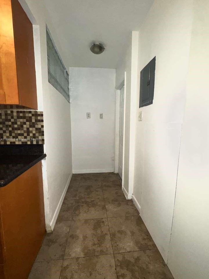 1450 Northeast 171st Street #101B - Photo 5 of 8