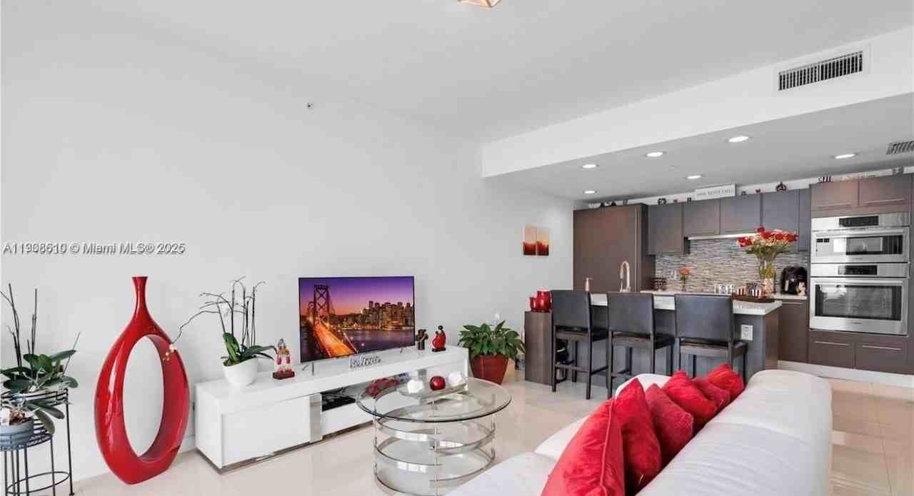 7875 Nw 107th Ave #511