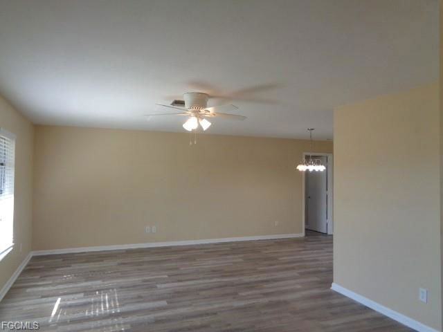 905 Southwest 40th Terrace - Photo 2 of 8