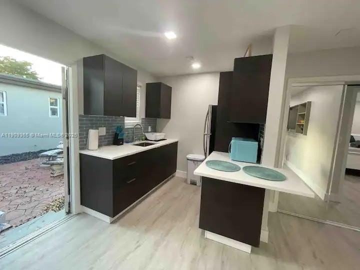 1929 Dewey St #1927 - Photo 2 of 16