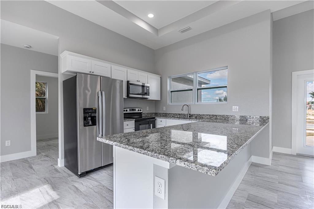 3820 Embers Pkwy W - Photo 2 of 8