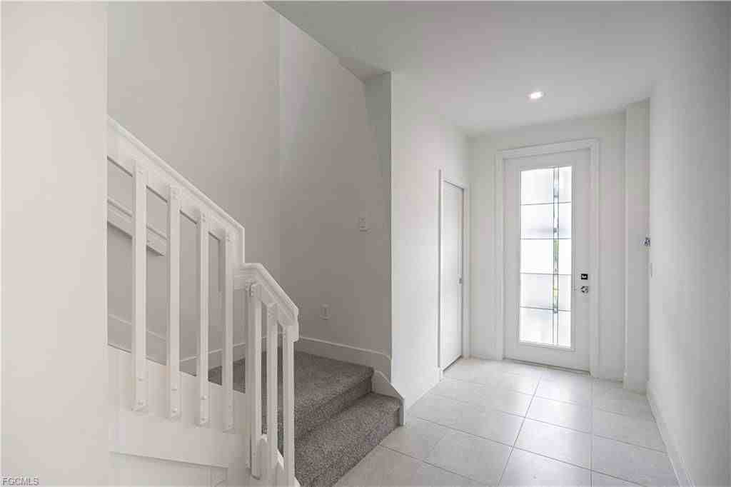 10905 Preachers Cove Lane - Photo 2 of 8