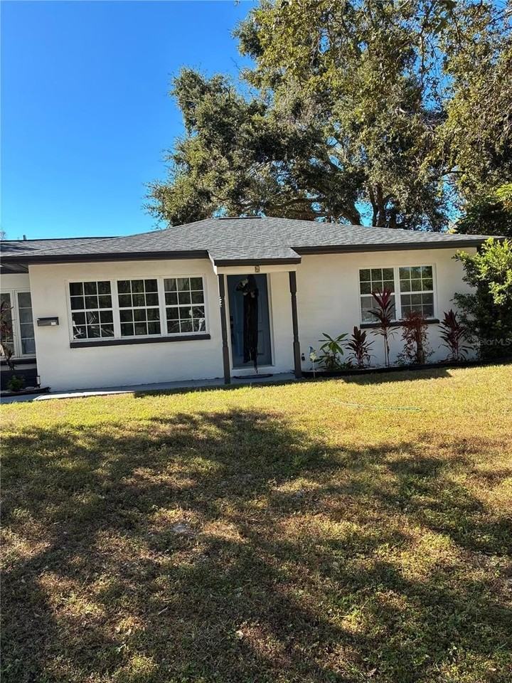 6 North Orion Avenue - Photo 2 of 16