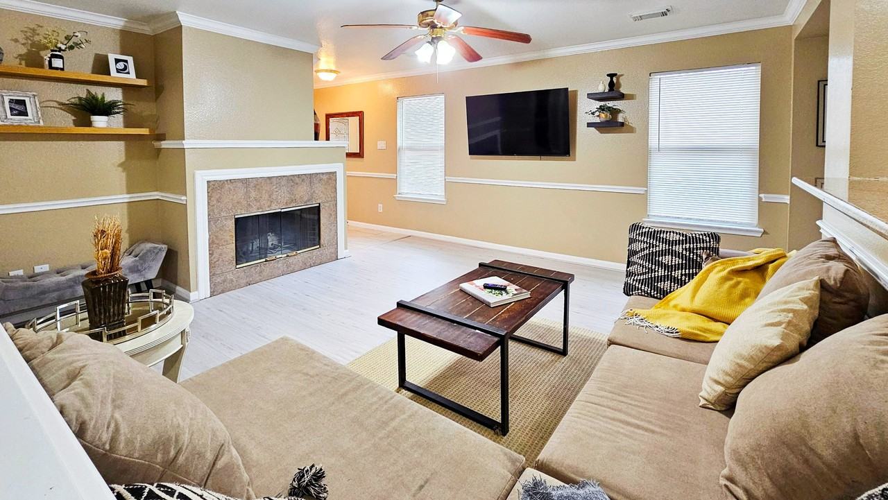 Skyview Trace Ct - Photo 5 of 12