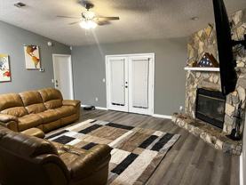 Diamond Leaf Ct S - Photo 1 of 1