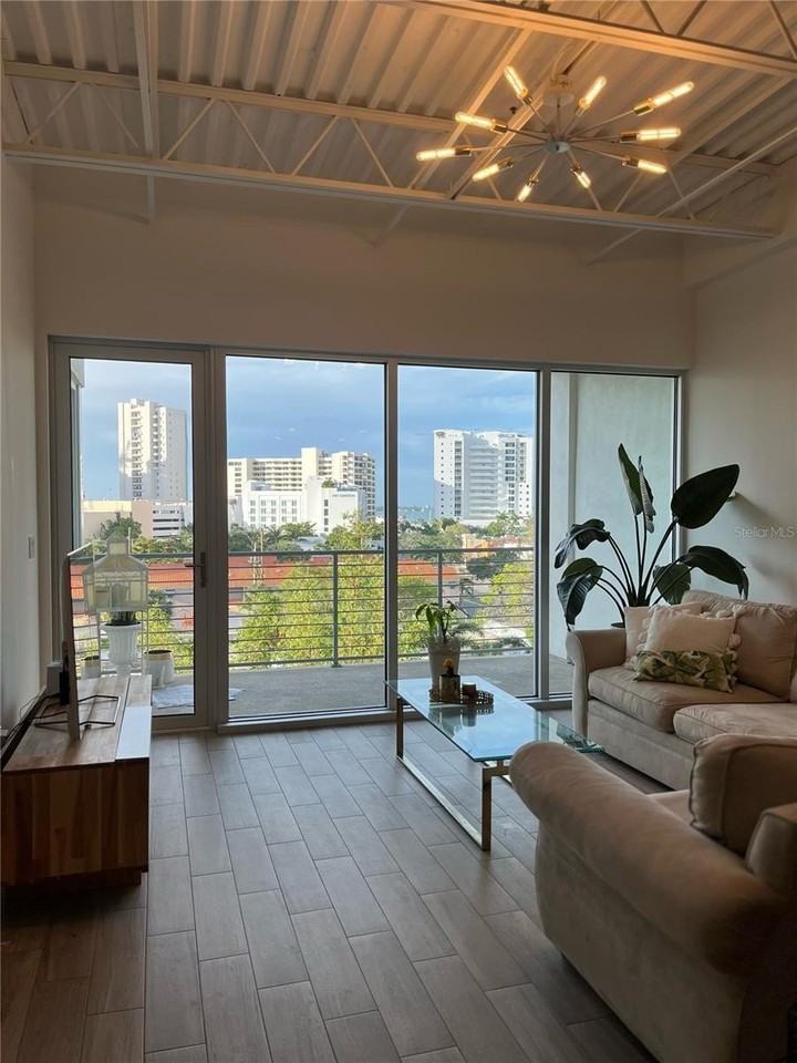 332 Cocoanut Ave #507 - Photo 5 of 34