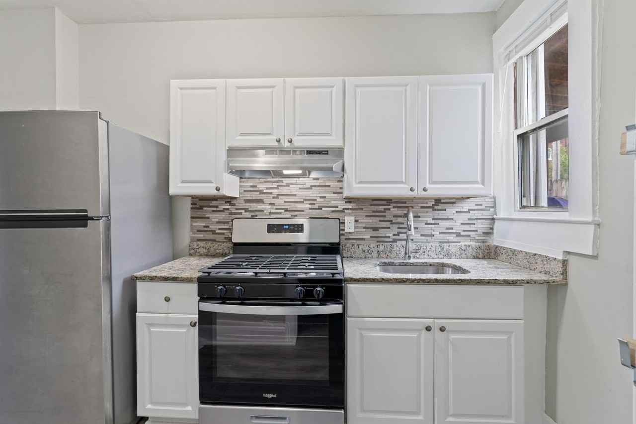 Healey Dr - Photo 3 of 7