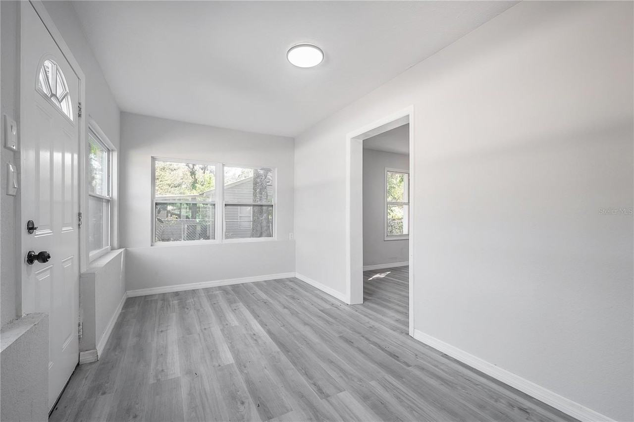 38352 Corey St - Photo 5 of 38