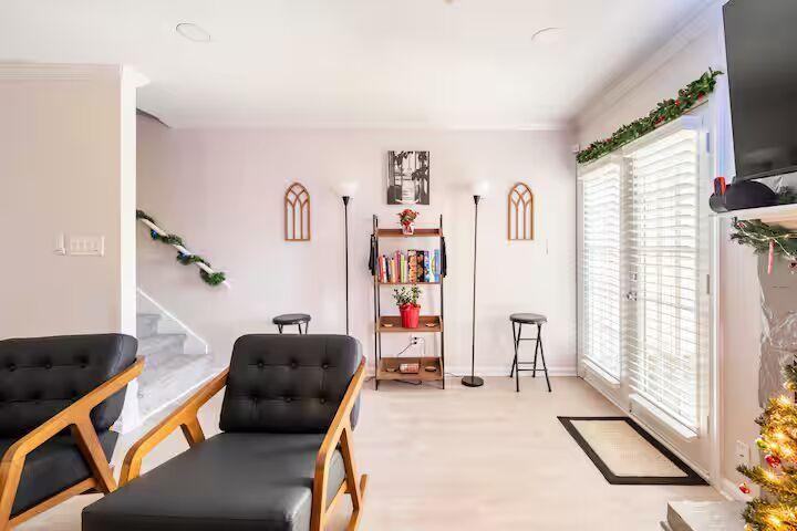 Baker Ct - Photo 7 of 17