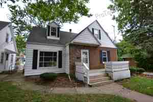 featured image of 719 Cowles Avenue