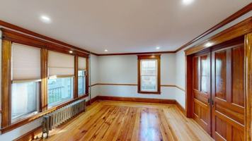 featured image of 168 Oak St #1