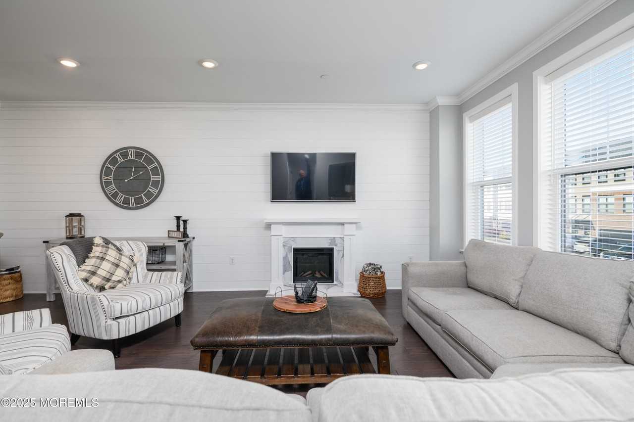 26 Kelly Way - Photo 5 of 33