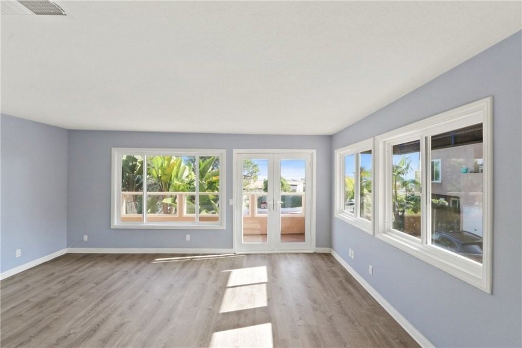 24401 Vista Point Lane - Photo 7 of 18