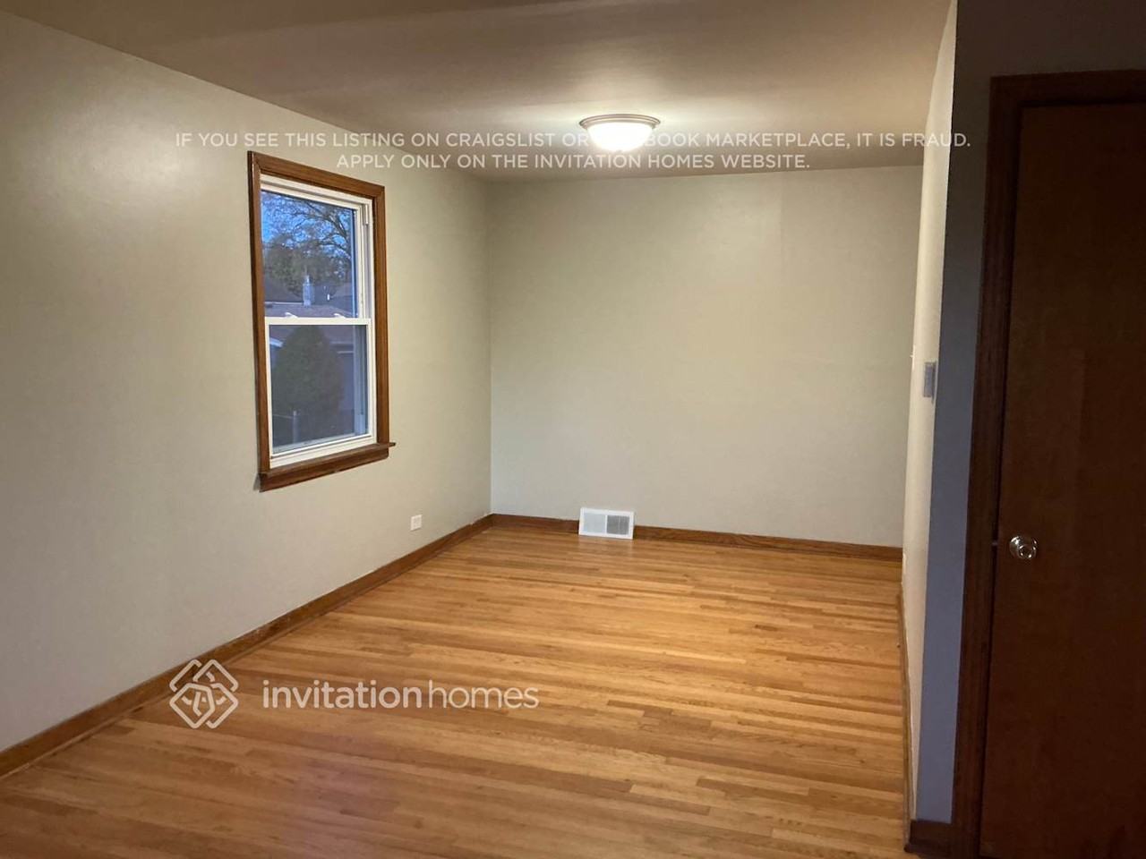 3615 Cleveland Ave - Photo 4 of 14