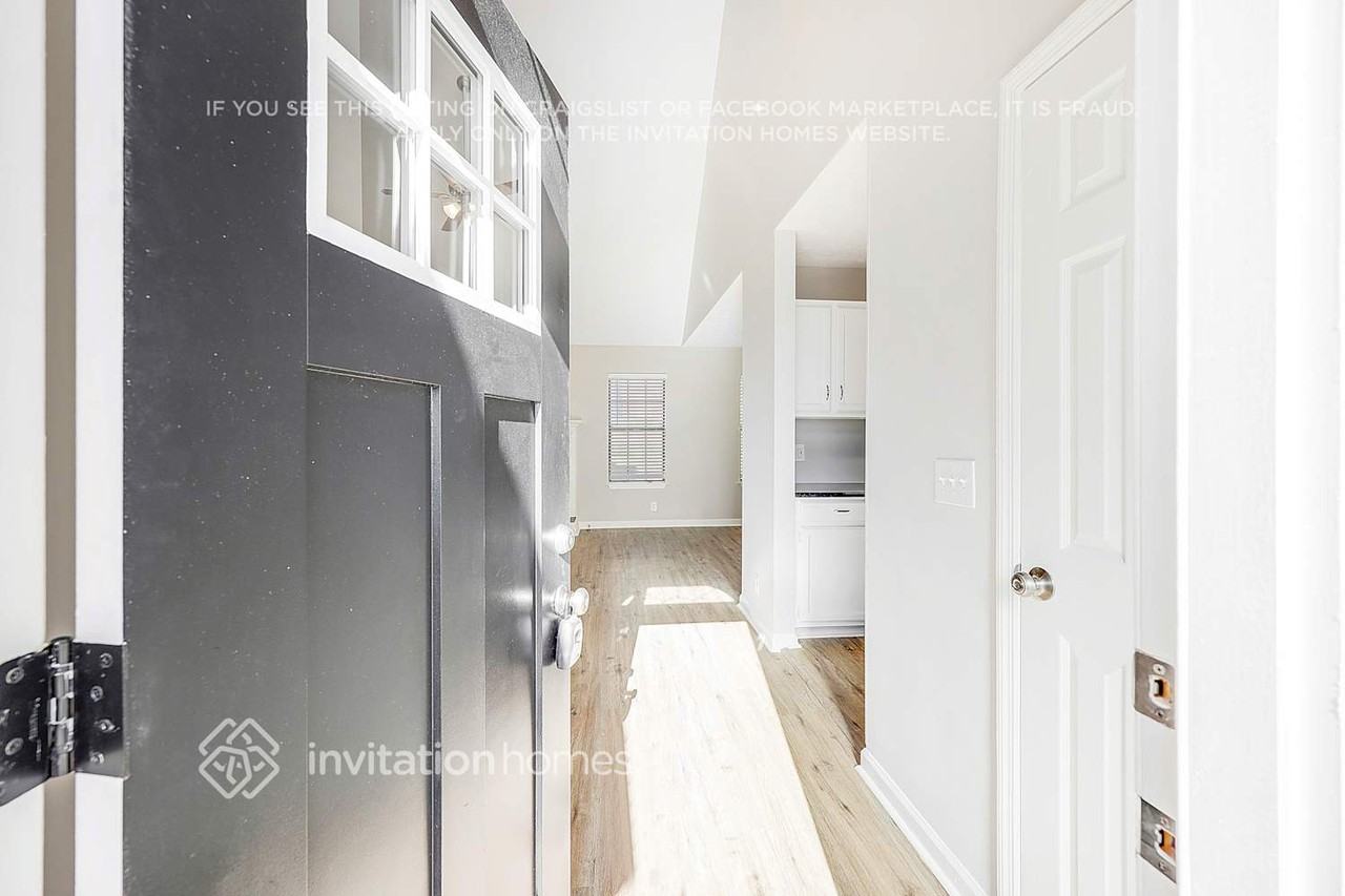 5512 Seesaw Road - Photo 4 of 30