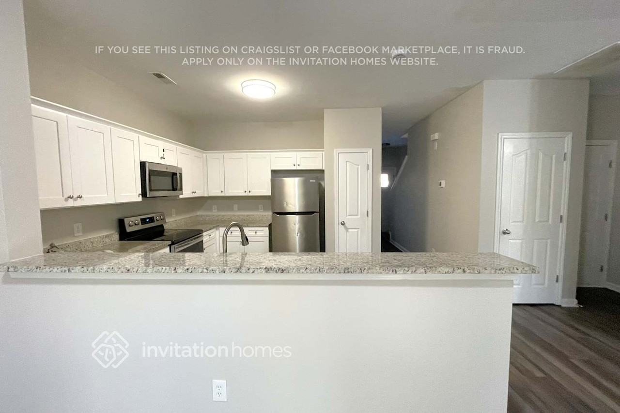 15501 Chowning Tavern Lane - Photo 4 of 12