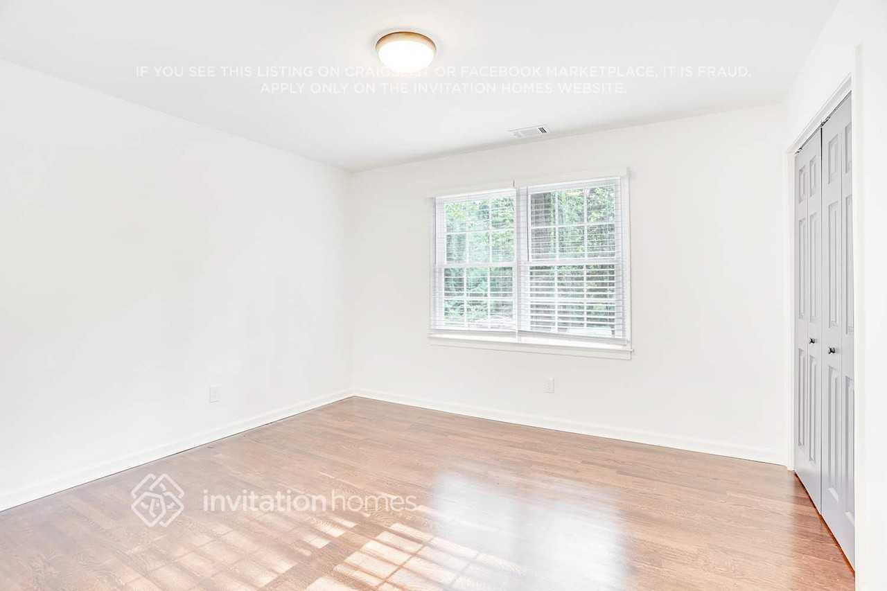 1748 Pamela Cir Sw - Photo 6 of 15