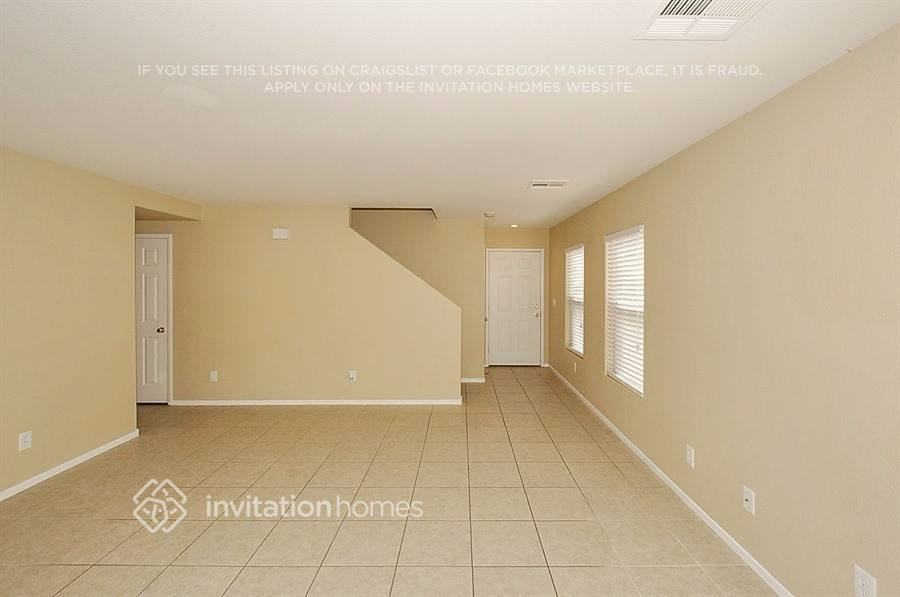 7612 Constantinople Avenue - Photo 2 of 19