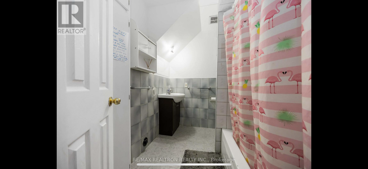 43 Lawnview Drive #2 - Photo 5 of 12