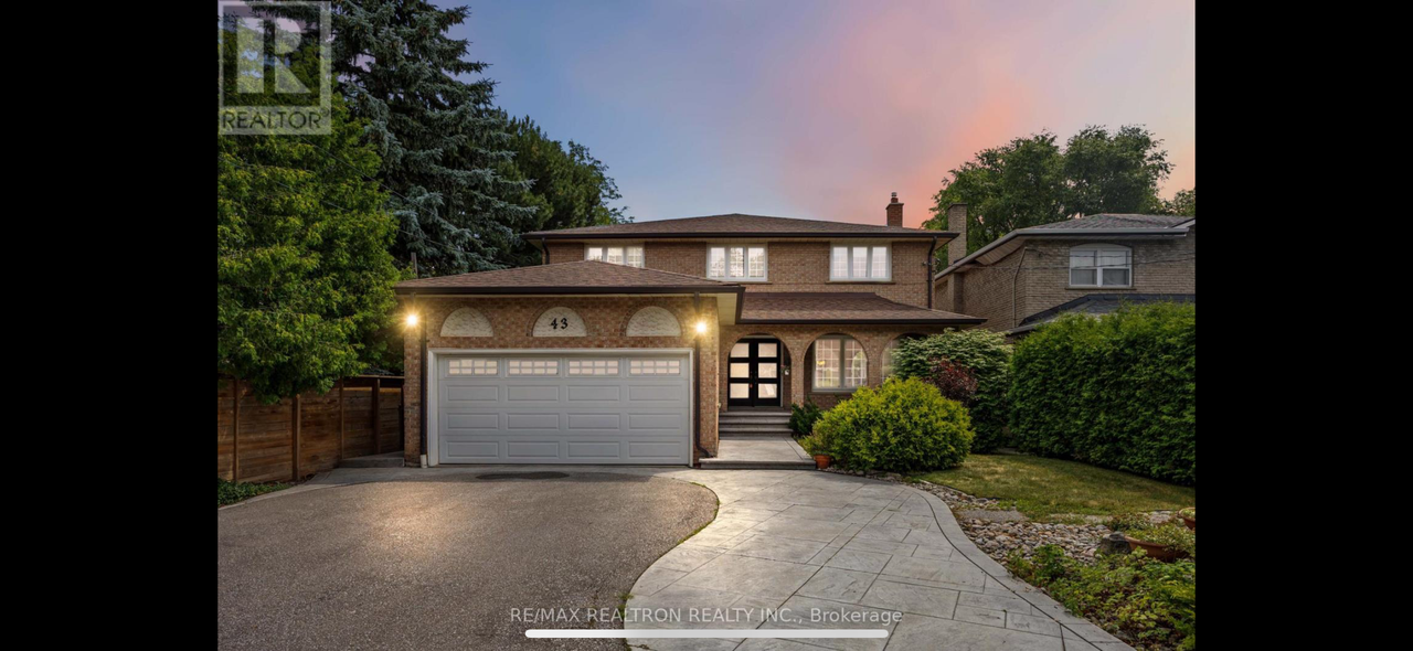 43 Lawnview Drive #2 - Photo 7 of 12