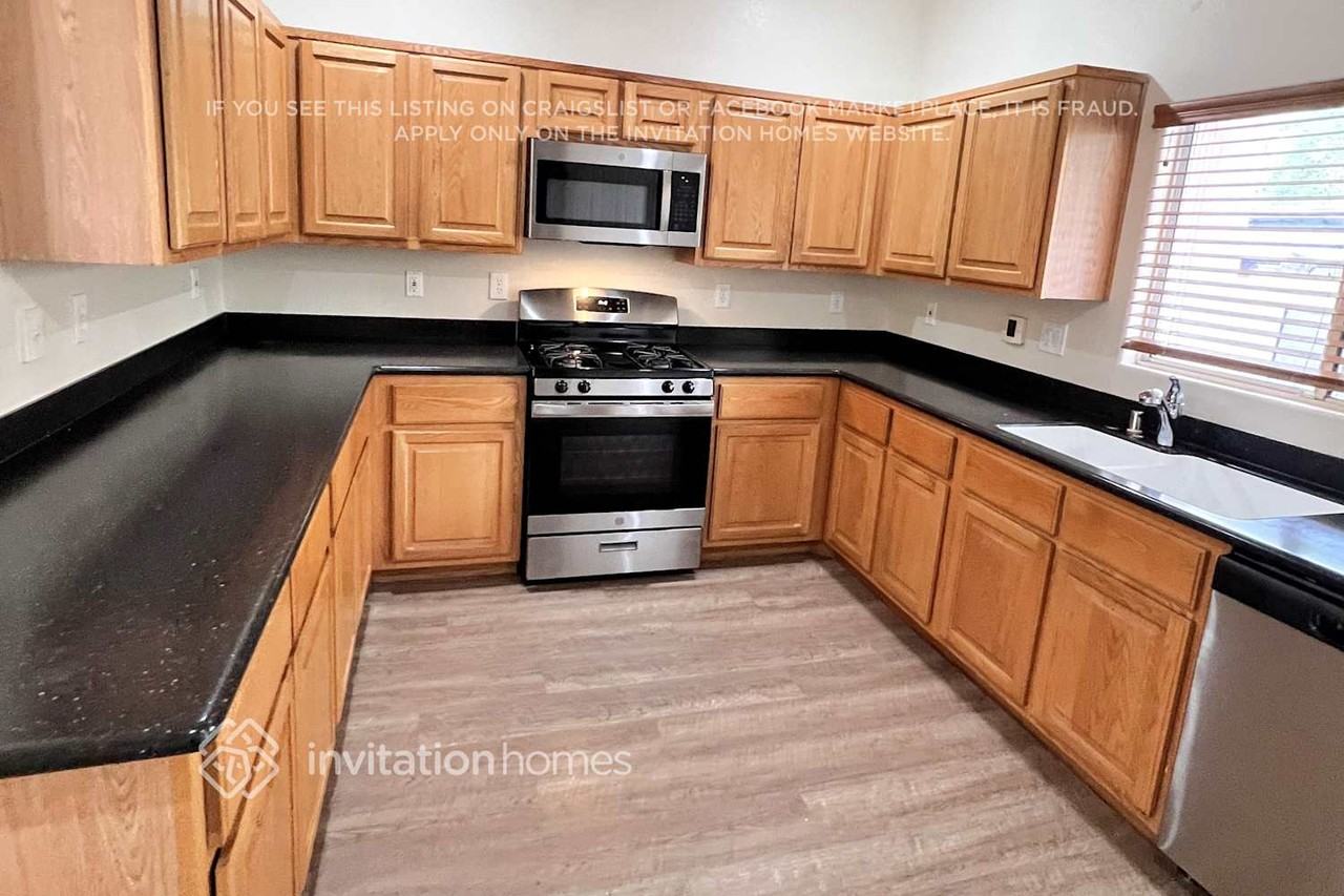 1164 Drowsy Water Court - Photo 3 of 17