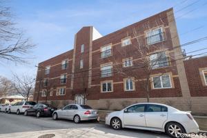 featured image of 2801 W Ardmore Ave #1A