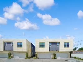 featured image of 2061 W Place Dr