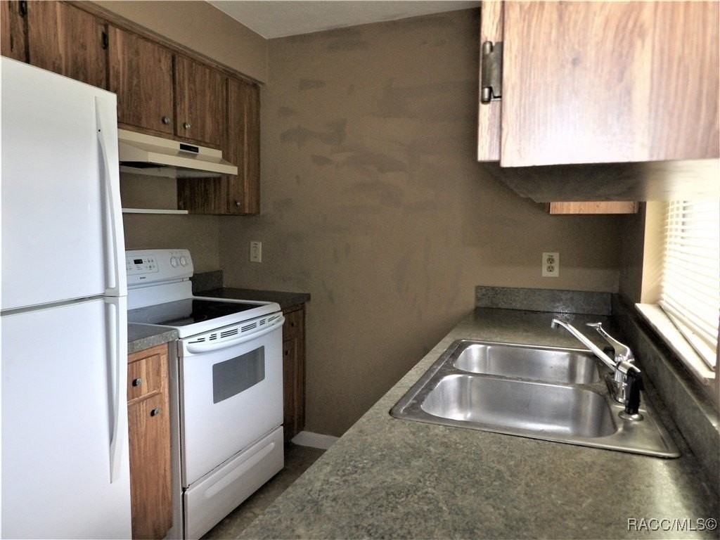 5 New N Court - Photo 4 of 5