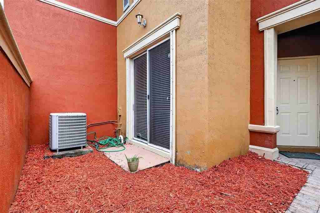 6103 Nw 116th Pl #6103 - Photo 6 of 45