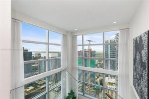 featured image of Brickell Ave & SE 14th St