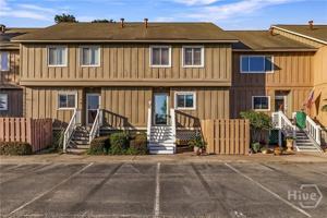 featured image of 12502 Apache Ave #4