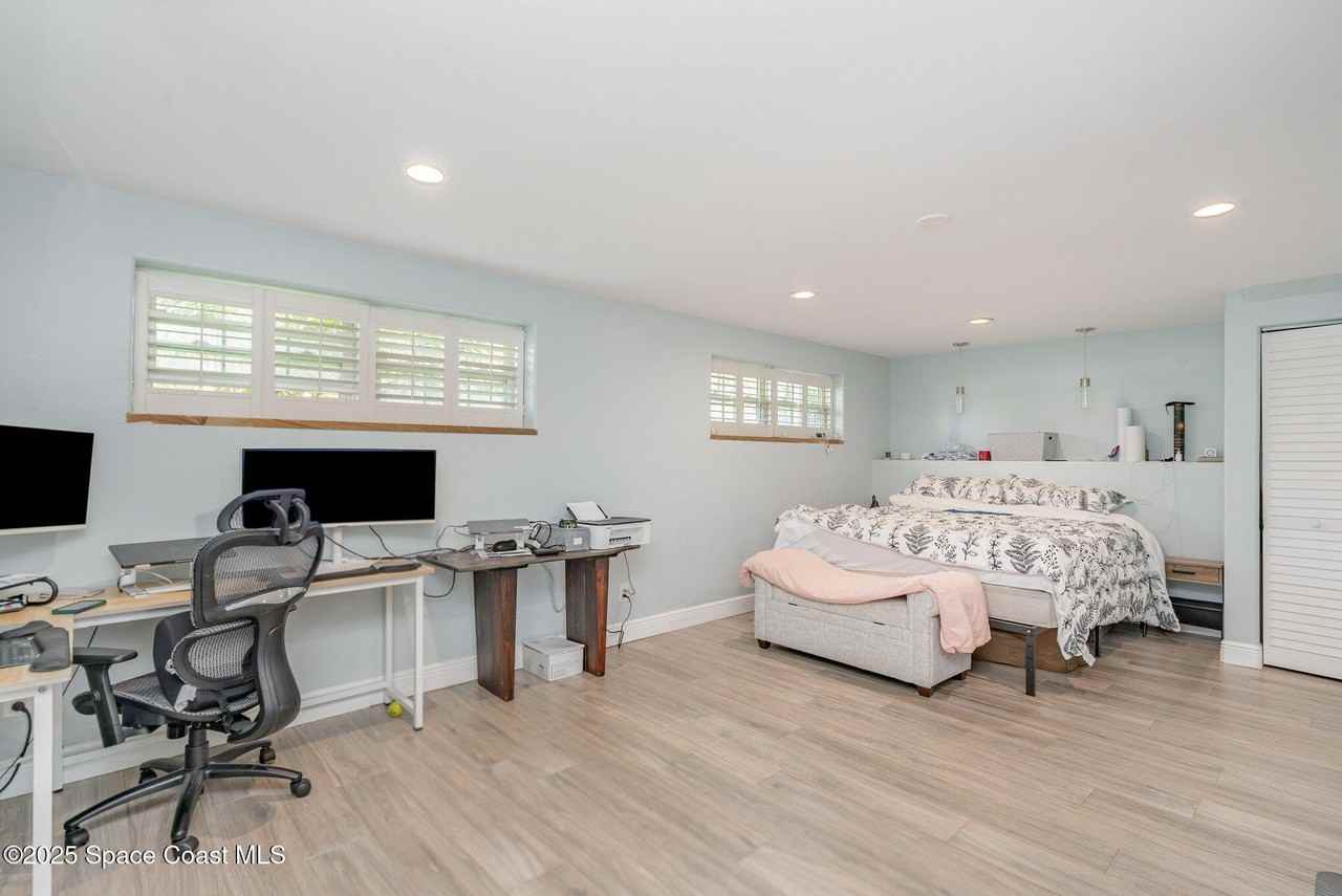 409 E Melbourne Ave - Photo 7 of 16