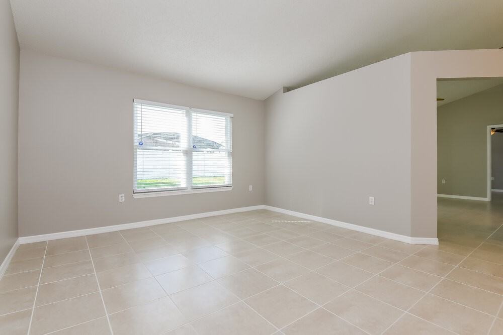 264 Magellan Dr - Photo 5 of 16
