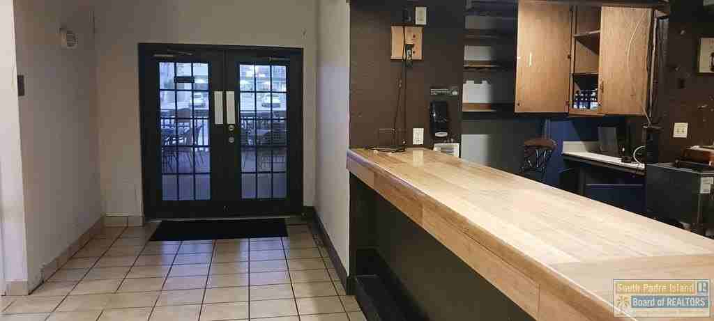 4001 Padre Blvd - Photo 7 of 15