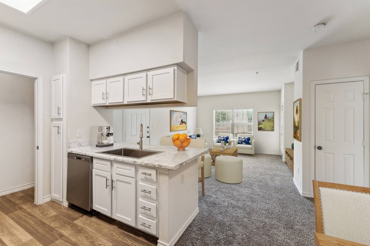 Heather Creek - Photo 3 of 15