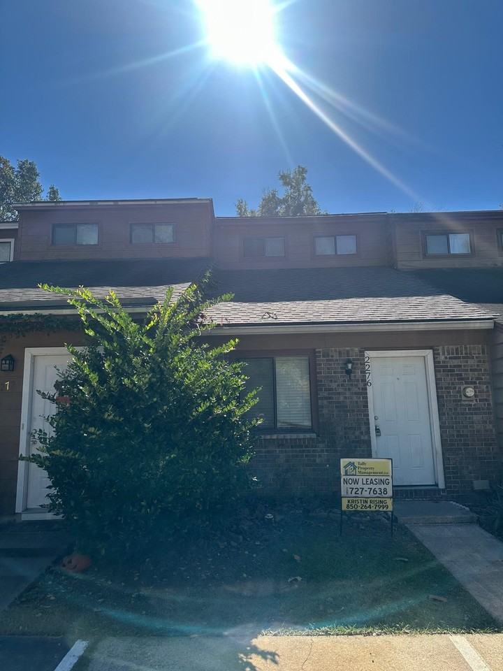 2276 Sandpiper St - Photo 2 of 10