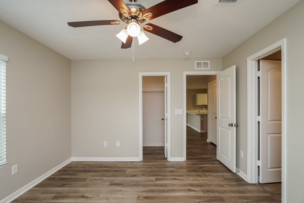 333 Elderberry Ct - Photo 6 of 16