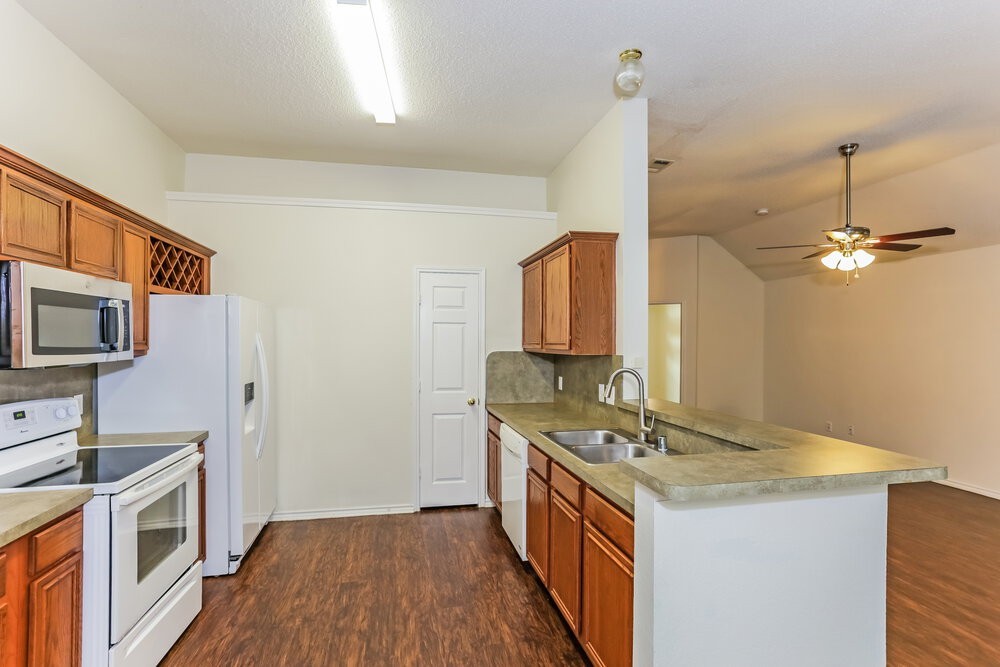 3029 Morning Dove Ln - Photo 6 of 16