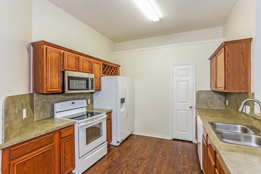3029 Morning Dove Ln - Photo 7 of 16