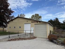 406 Railway Ave - Photo 1 of 1