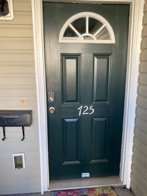 725 Bellview Way - Photo 2 of 14